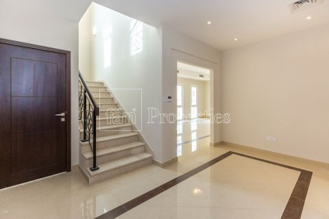 Villa de 3 dormitorios en Dubai, UAE No. 119478 11