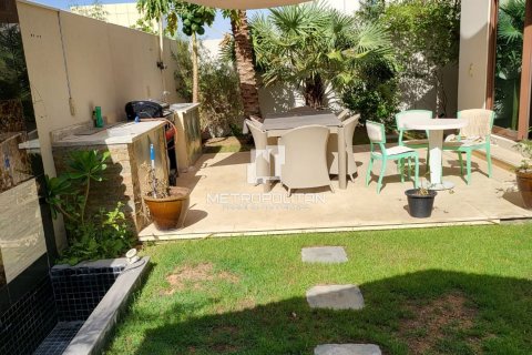 6 غرفة نوم  فيلا  رقم 128175 6