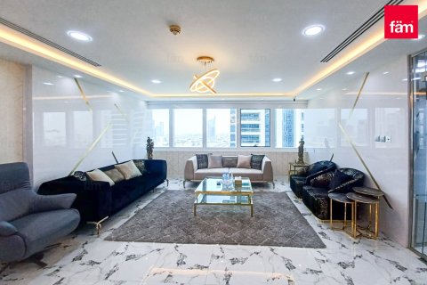 Офис 305м² в Дубай, ОАЭ №141342