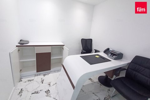 Офис 305м² в Дубай, ОАЭ №141342 4