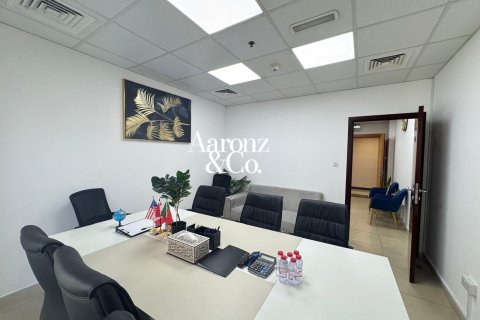 66m² Office in Business Bay, UAE No. 165355 3