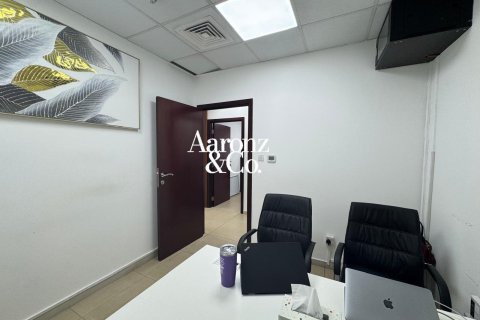 66m² Office in Business Bay, UAE No. 165355 12
