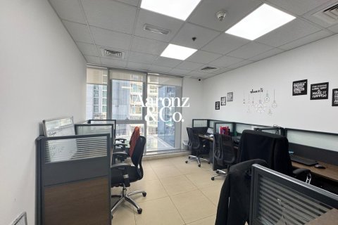 66m² Office in Business Bay, UAE No. 165355 10