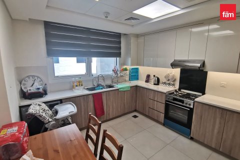 Квартира с 3 спальнями в Мирдиф, ОАЭ №210067 6