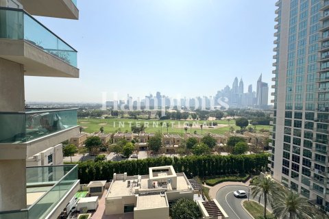 Apartment de 2 dormitorios en The Views 1, UAE No. 76291 14