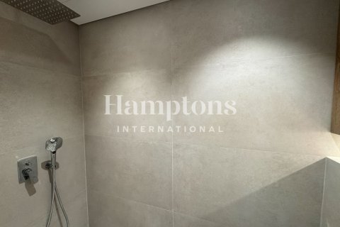 Apartment de 2 dormitorios en The Views 1, UAE No. 76291 3