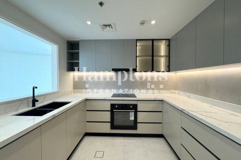 Apartment de 2 dormitorios en The Views 1, UAE No. 76291 8