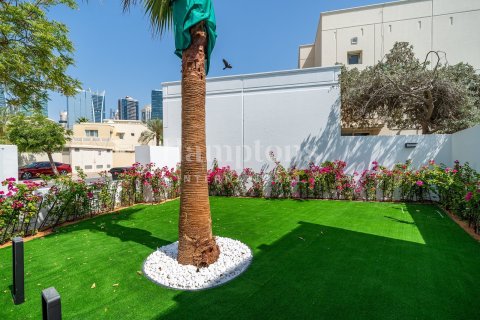 Villa de 6 dormitorios en Meadows 1, UAE No. 76299 4