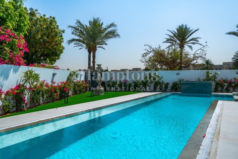 Villa de 6 dormitorios en Meadows 1, UAE No. 76299 28