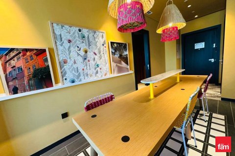 2 bedrooms Apartment in Business Bay, UAE No. 142438 5