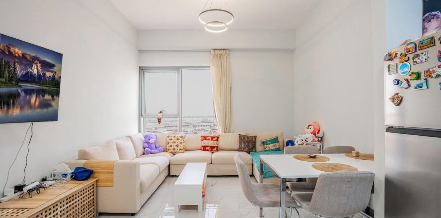 2 bedrooms Apartment in Dubai, UAE No. 142436