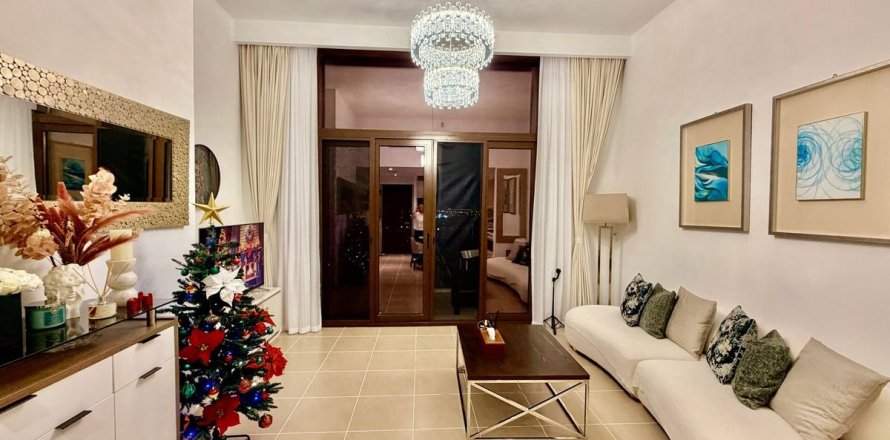 Appartement de 2 chambres à Town Square, UAE No. 142435