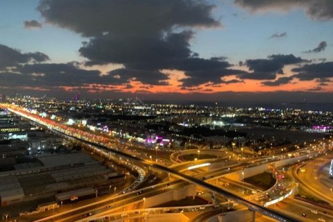 2 bedrooms Apartment in Aykon City, UAE No. 147479