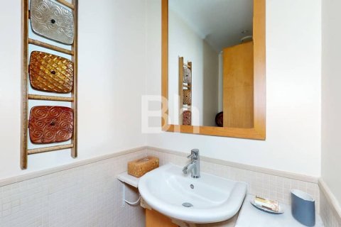 Квартира с 2 спальнями  №113537 15