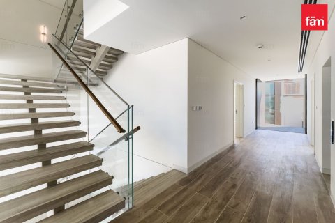 Villa de 5 dormitorios en Dubai, UAE No. 125377 8