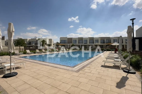 3 bedrooms Villa in EMAAR South, UAE No. 168913 4