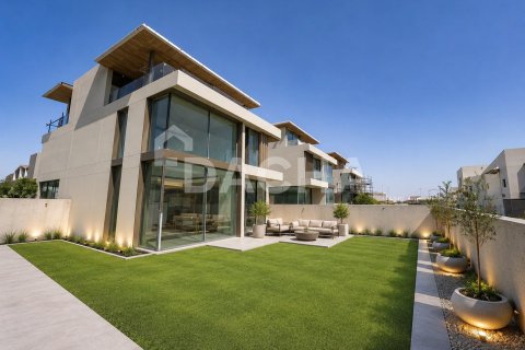 4 bedrooms Villa in Nad Al Sheba 1, UAE No. 168912 3