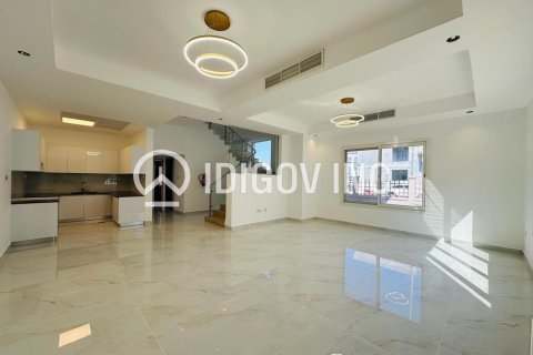 5 bedrooms Villa in District 10, UAE No. 86048 2