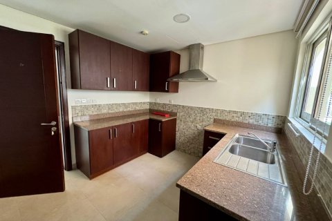 4 bedrooms Villa in Ras Al Khaimah, UAE No. 183916 10