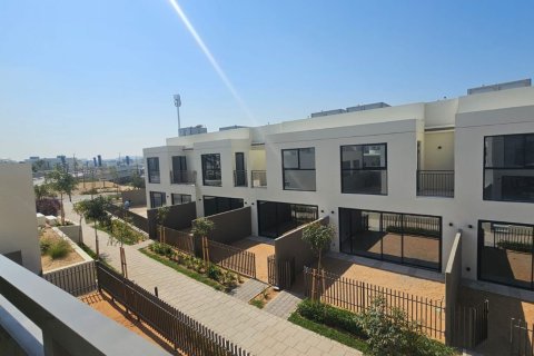 3 bedrooms Townhouse in Ras Al Khaimah, UAE No. 183919 24