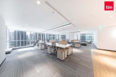 800m² Office in Dubai, UAE No. 143543 4