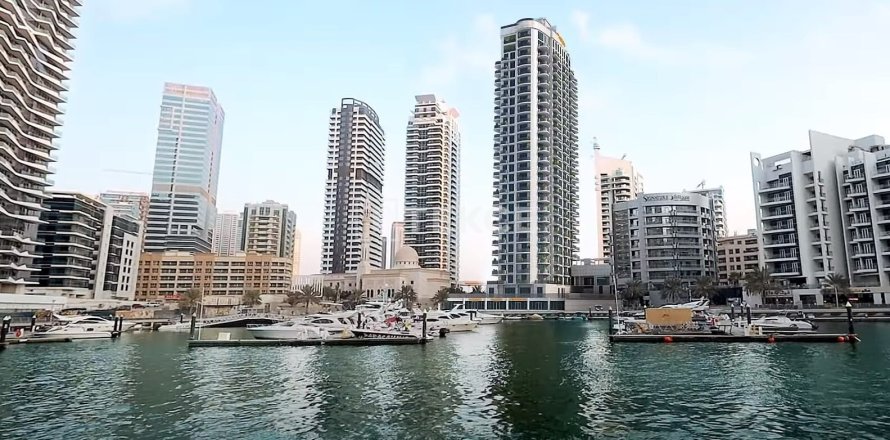 Appartement de 2 chambres à Dubai Marina, UAE No. 134377