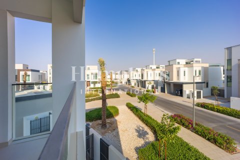 3 غرف نوم فيلا  رقم 119917 24