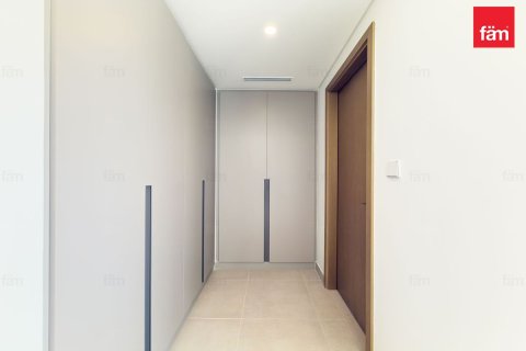 3 bedrooms Villa in Dubai, UAE No. 210709 10