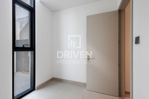 4 bedrooms Townhouse in Joy, UAE No. 191245 5