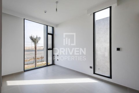 4 bedrooms Townhouse in Joy, UAE No. 191245 7