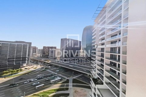 1 bedroom Apartment in Business Bay, UAE No. 191247 18