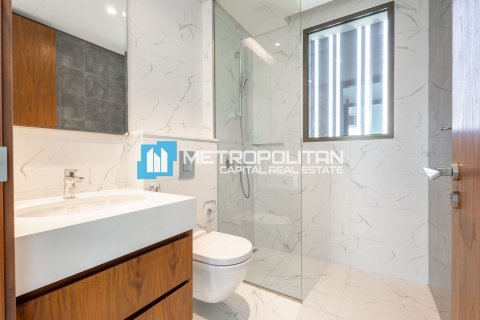 3 bedrooms Townhouse in Abu Dhabi, UAE No. 144189 14