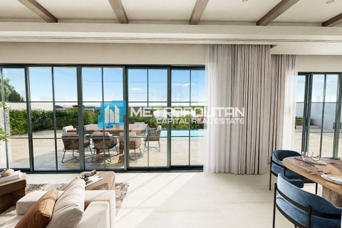 5 bedrooms Villa in Al Hudayriat Island, UAE No. 144190 4