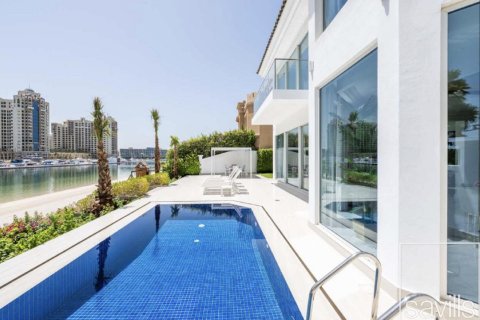 6 bedrooms Villa  No. 111648 19