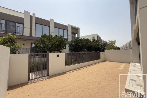 Townhouse de 4 dormitorios  No. 111647 25