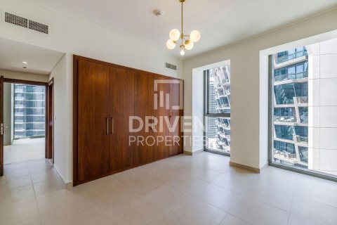 3 bedrooms Apartment in Burj Vista, UAE No. 192315 15