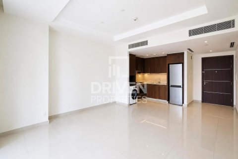 1 bedroom Apartment in Boulevard Point, UAE No. 192316 4