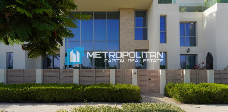 Таунхаус с 3 спальнями №120217