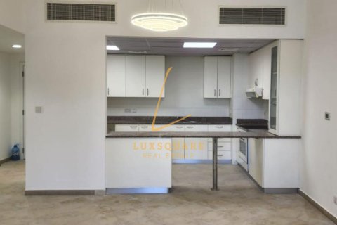 2 bedrooms Apartment in Uptown Motor City, UAE No. 162234 8