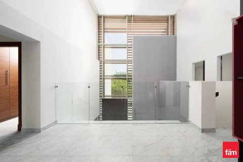 Villa de 4 dormitorios  No. 125296 3