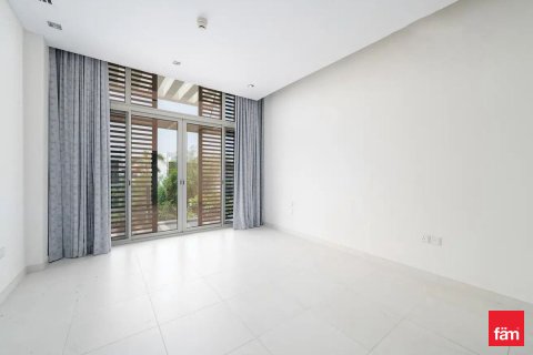 Villa de 4 dormitorios  No. 125296 5