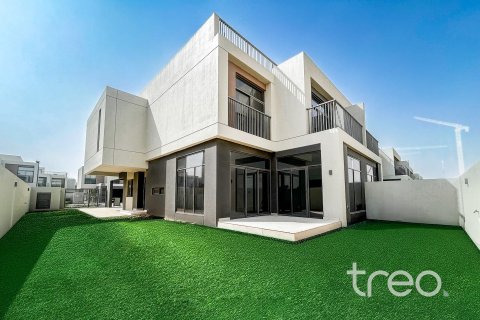 Villa de 4 chambres à Dubai South (Dubai World Central), UAE No. 199122