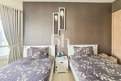Квартира с 3 спальнями  №113257 17