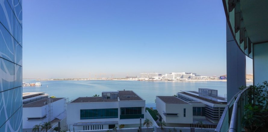Apartment de 3 dormitorios en Al Raha Beach, UAE No. 79818