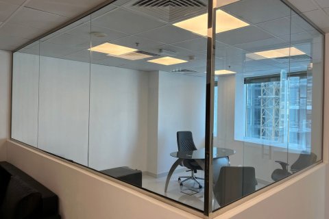 62m² Office in Al Manara Tower, UAE No. 79821 6