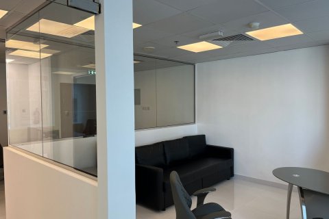 62m² Office in Al Manara Tower, UAE No. 79821 9