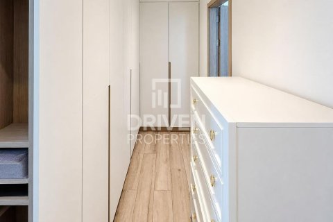 Вилла с 4 спальнями в District One, ОАЭ №209220 12