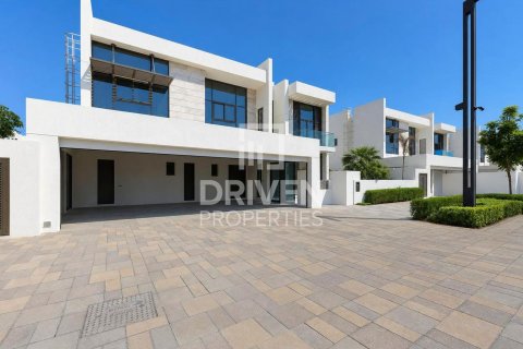 Вилла с 5 спальнями в District One, ОАЭ №209221 31