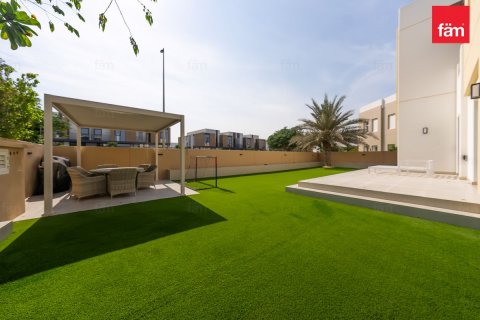 Villa de 3 dormitorios en Dubai, UAE No. 166630 28