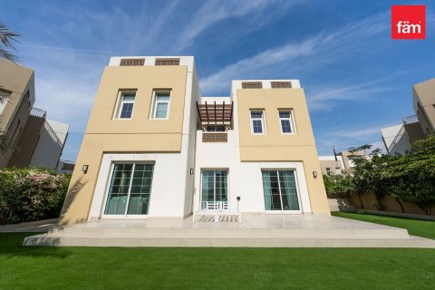 Villa de 3 dormitorios en Dubai, UAE No. 166630 31